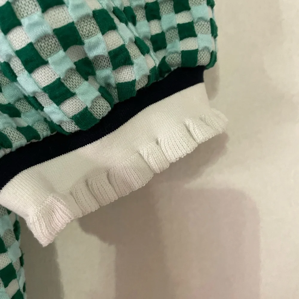 Voy Green Checked Puff Sleeve Blouse - Picture 3 of 8